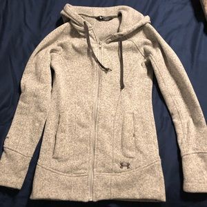 Under Armour XS long length hooded sweatshirt